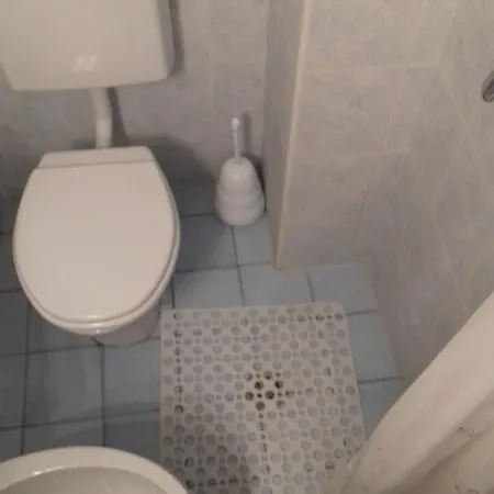 Hostel Thomas
